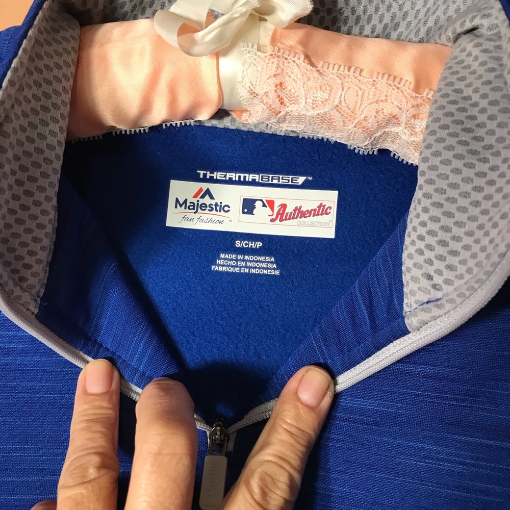 Reign Post Sesson 2016 Authentic - image 3